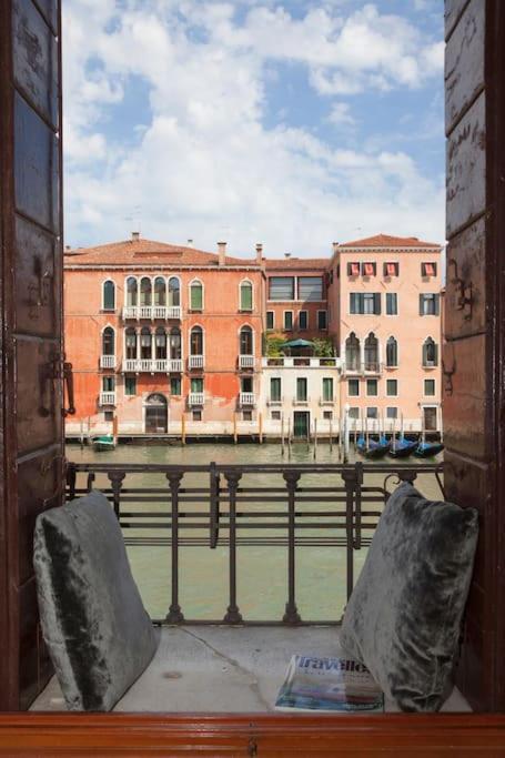 Palazzo Alvera Grand Canal Venice Exterior photo